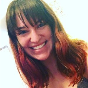 Meet your Posher, Becca